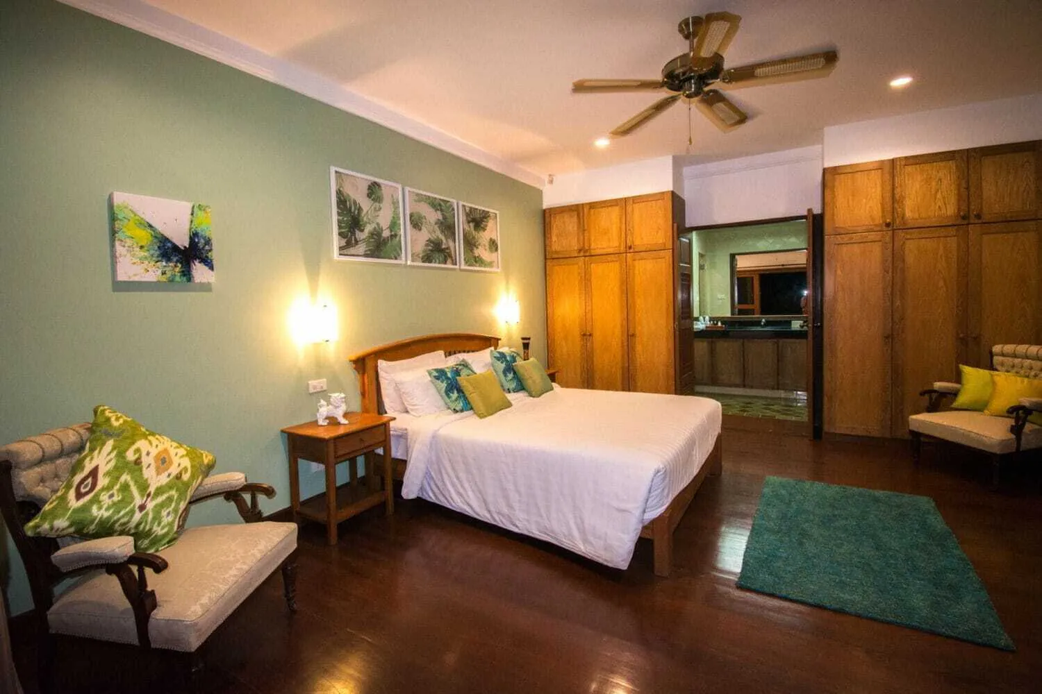 Private Pool Villa With 6 Bedrooms For Sale In Choeng Thale — Miniature 16