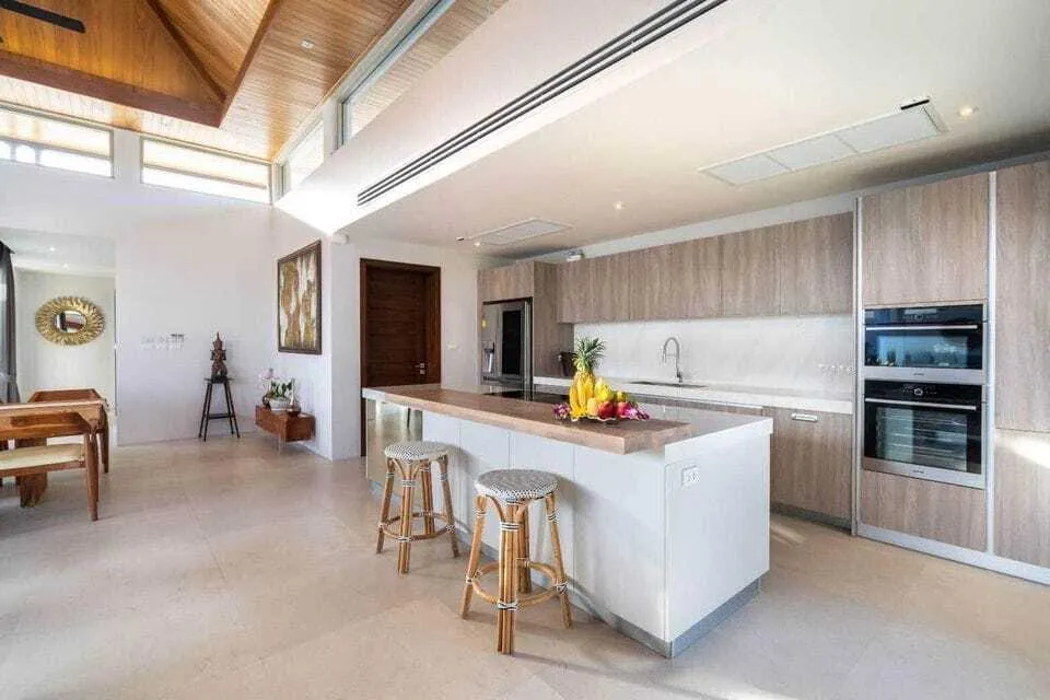 Botanica 4 bedrooms with private pool for rent — Thumbnail 7