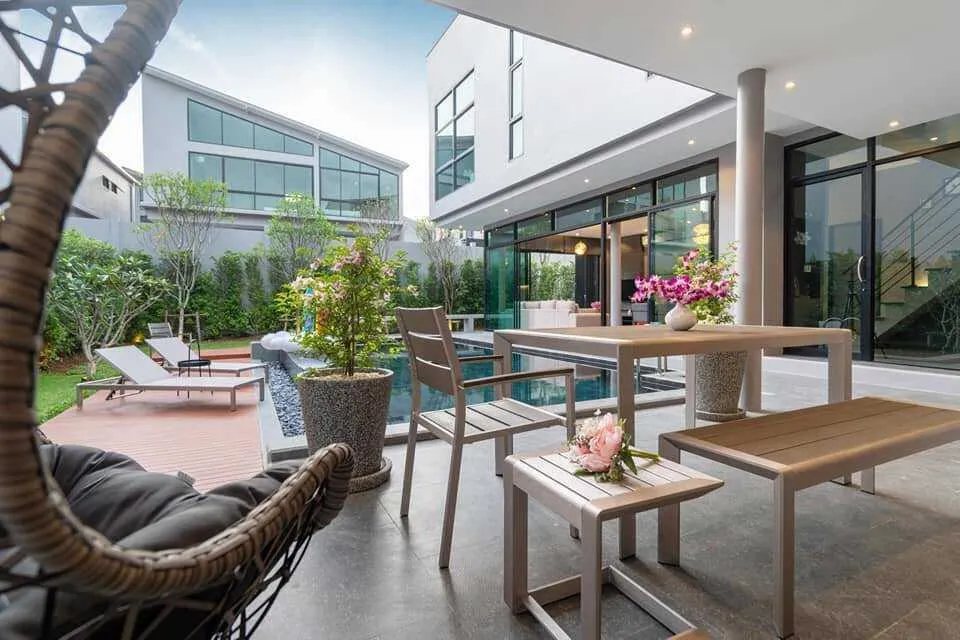 Modern 4 bedrooms with private pool for rent — Miniature 10