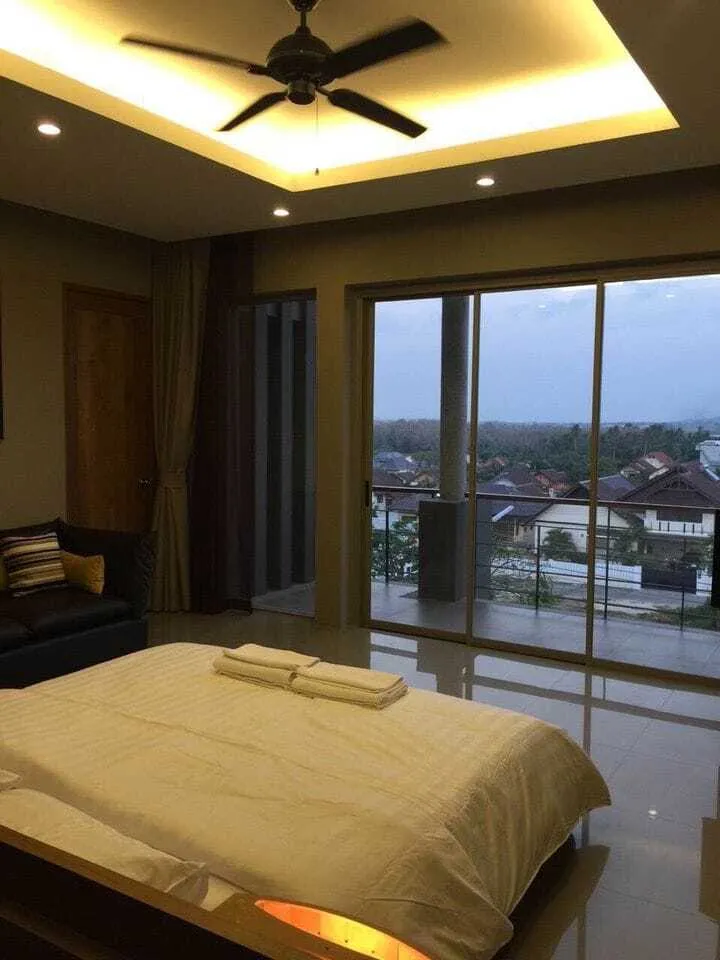 4 bedrooms with private pool for rent in Chalong — Thumbnail 3