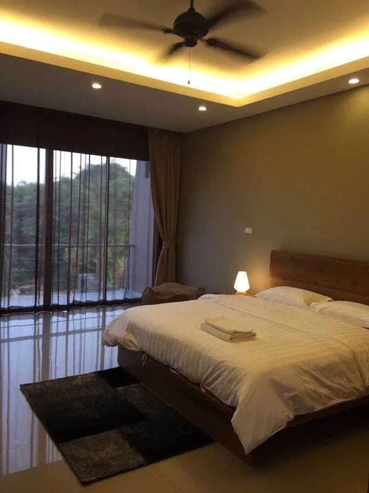 4 bedrooms with private pool for rent in Chalong — Thumbnail 12