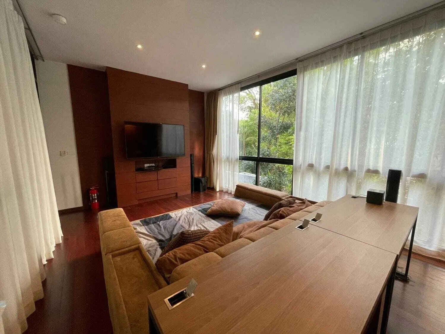 Newly Renovated Private Pool Villa With 4 Bedrooms For Sale — Thumbnail 3