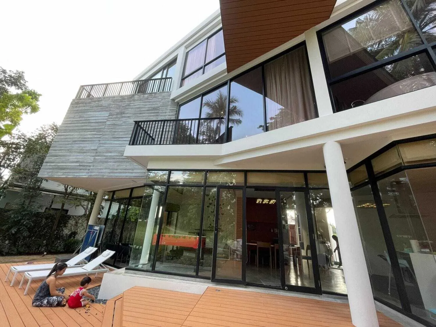 Newly Renovated Private Pool Villa With 4 Bedrooms For Sale — Thumbnail 4