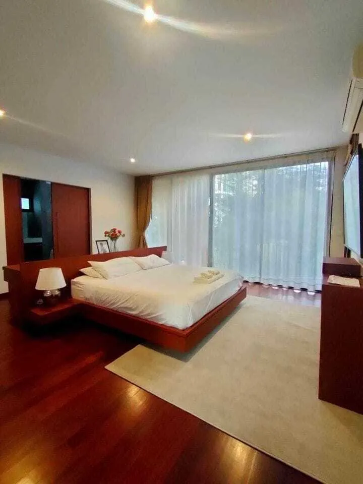 4 Bedrooms, Newly Renovated Private Pool Villa With For Rent In Kathu — Thumbnail 3