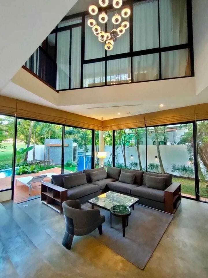 4 Bedrooms, Newly Renovated Private Pool Villa With For Rent In Kathu — Thumbnail 5