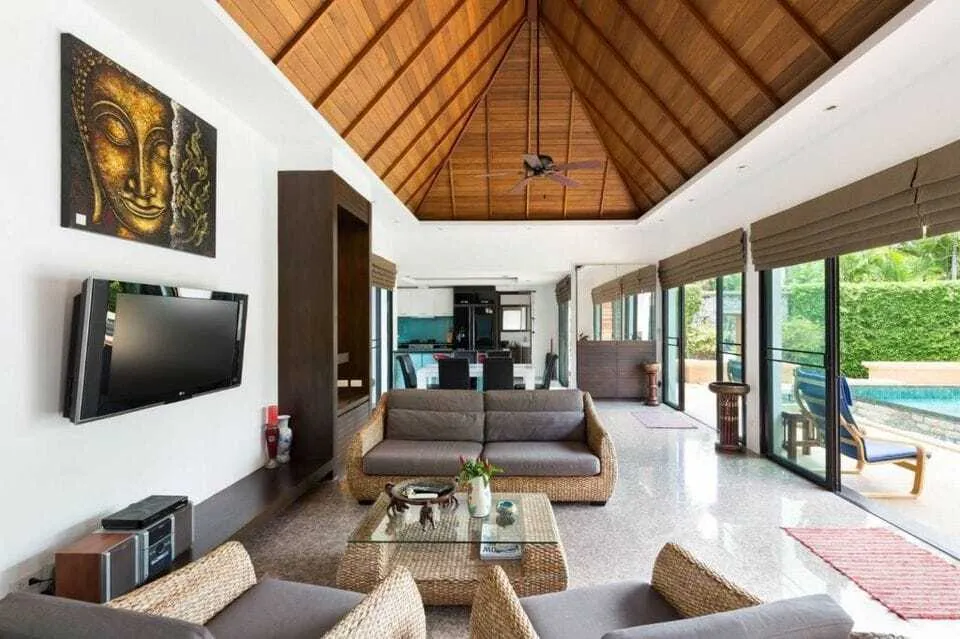 Beautiful 3 bedrooms with private pool for rent — Thumbnail 9