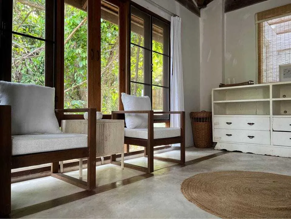Beautiful 4 bedrooms with private pool for rent — Thumbnail 3