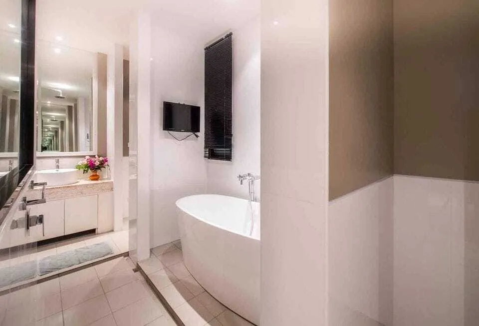 Beautiful 3 bedrooms with private pool for rent in Bangtao — Thumbnail 10