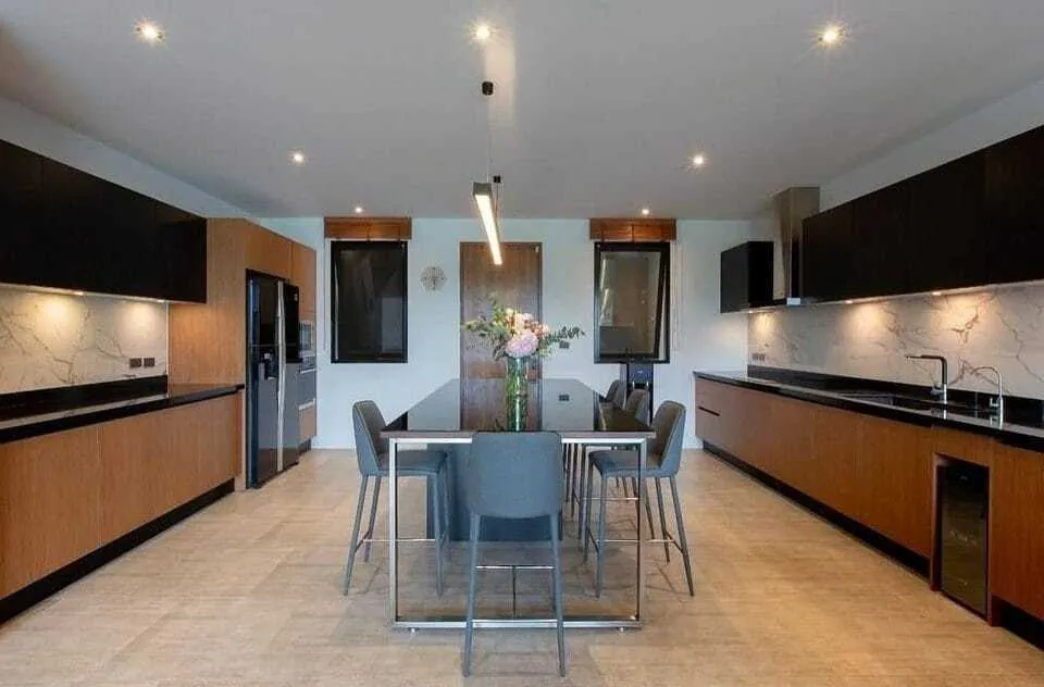 Modern 4 bedrooms with private pool villa for rent in Choeng Thale — Thumbnail 4