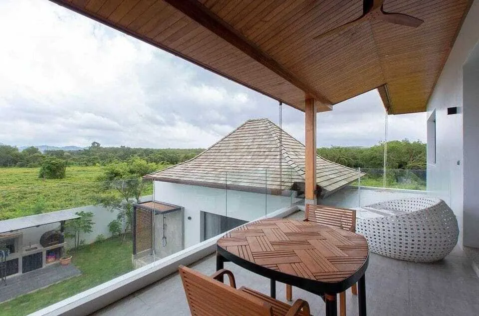 Modern 4 bedrooms with private pool villa for rent in Choeng Thale — Thumbnail 10