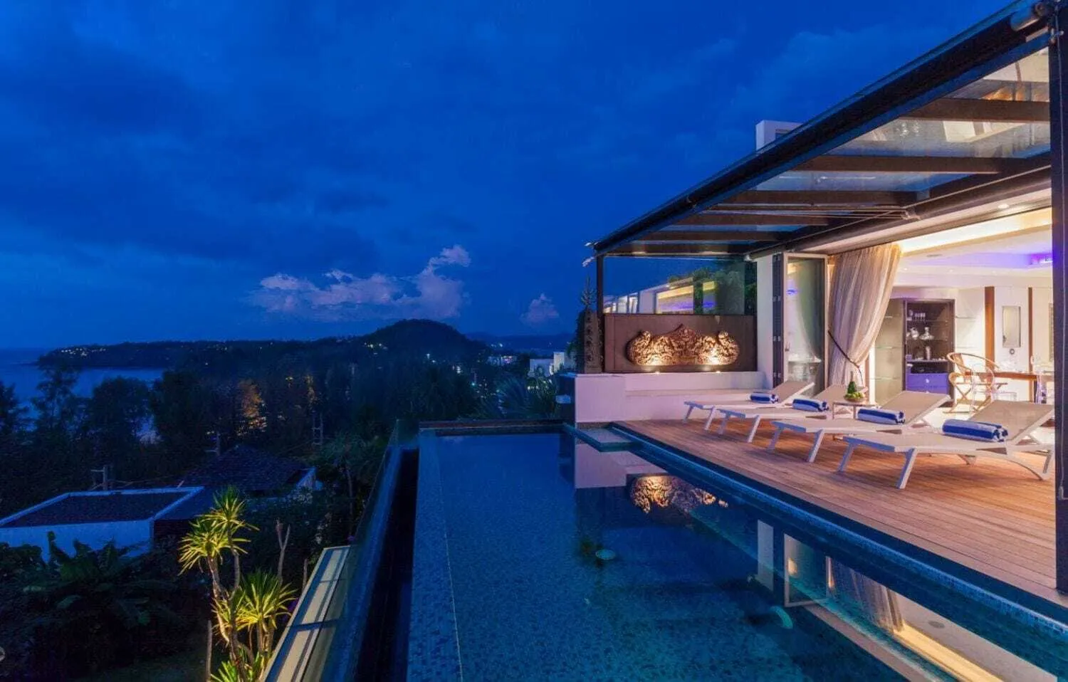 Seaview – 3 bedrooms with private pool villa for rent in Surin — Thumbnail 11