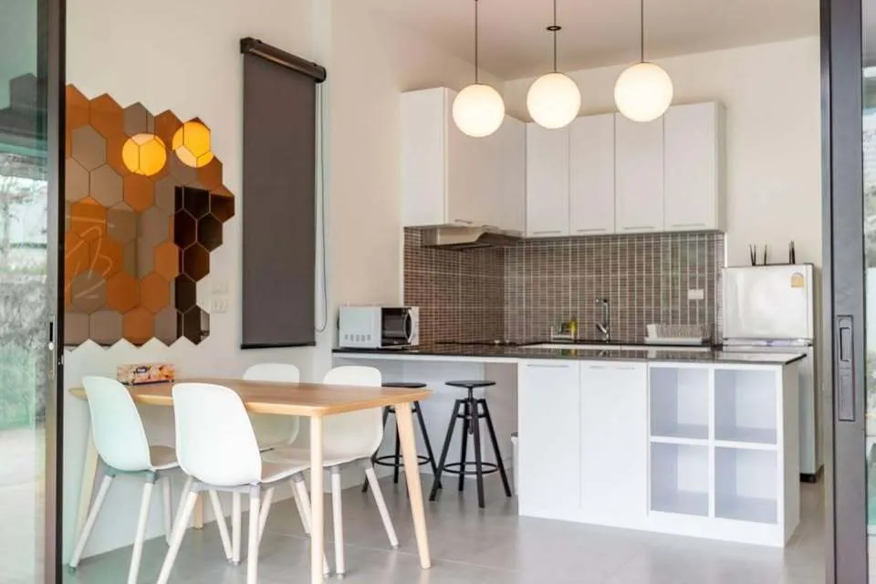 Cozy 2 bedrooms with private pool for rent — Thumbnail 10