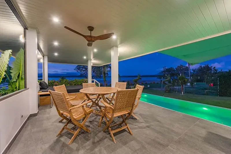 Stunning 7 Bedrooms Villa in Mai Khao, Phuket — Thumbnail 8
