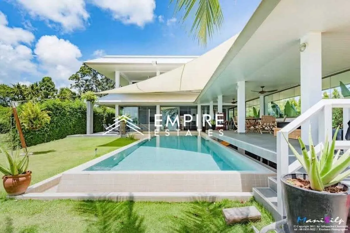 Stunning 7 Bedrooms Villa in Mai Khao, Phuket — Thumbnail 16