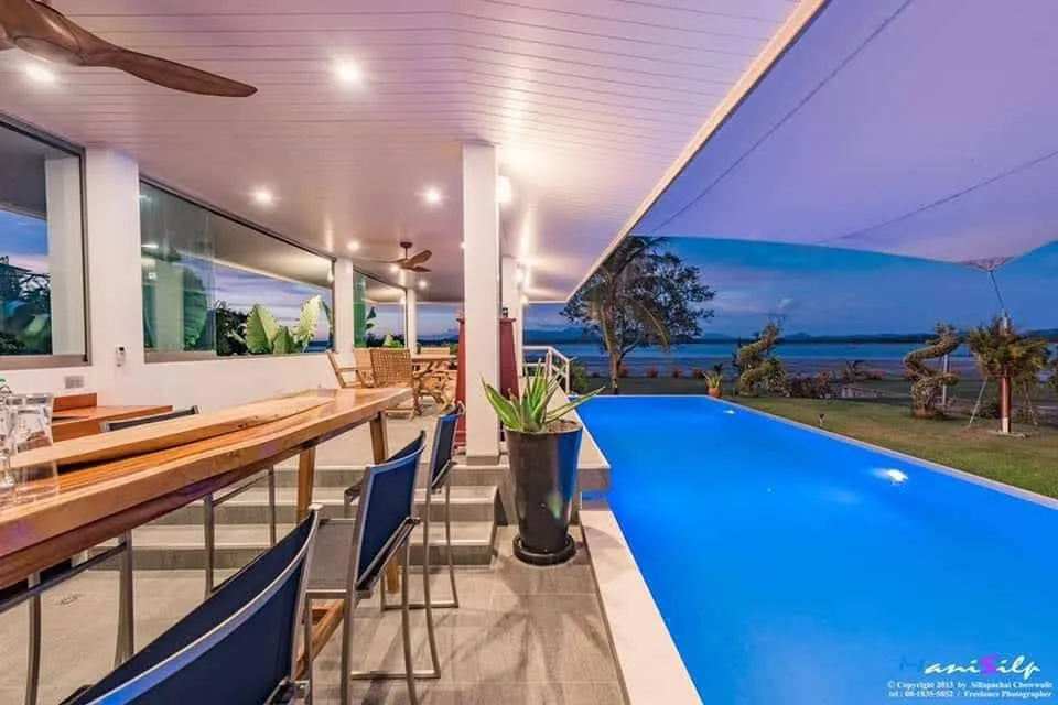 Stunning 7 Bedrooms Villa in Mai Khao, Phuket — Thumbnail 17