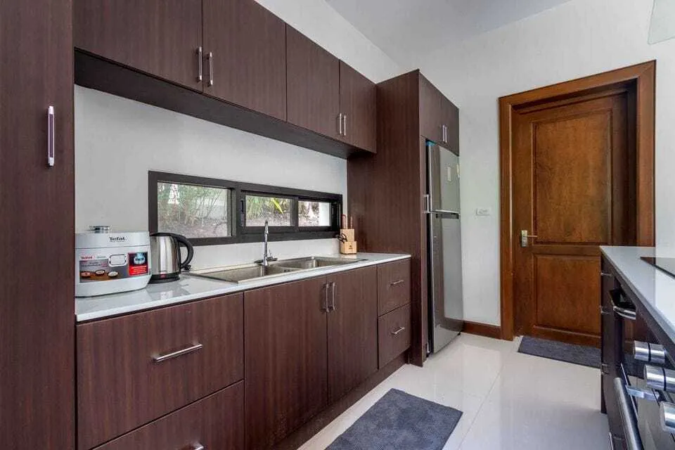 Golf course view 4 bedrooms with private pool villa for rent — Thumbnail 3