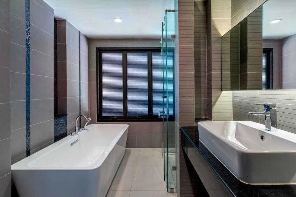 Golf course view 4 bedrooms with private pool villa for rent — Thumbnail 16