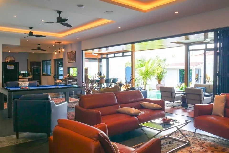 Luxury 3 bedroom with Private Pool villa in Choeng Thale — Thumbnail 9