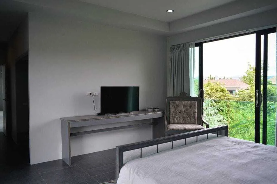 Luxury 3 bedroom with private pool villa in Pasuk 4, Choeng Thale — Thumbnail 19