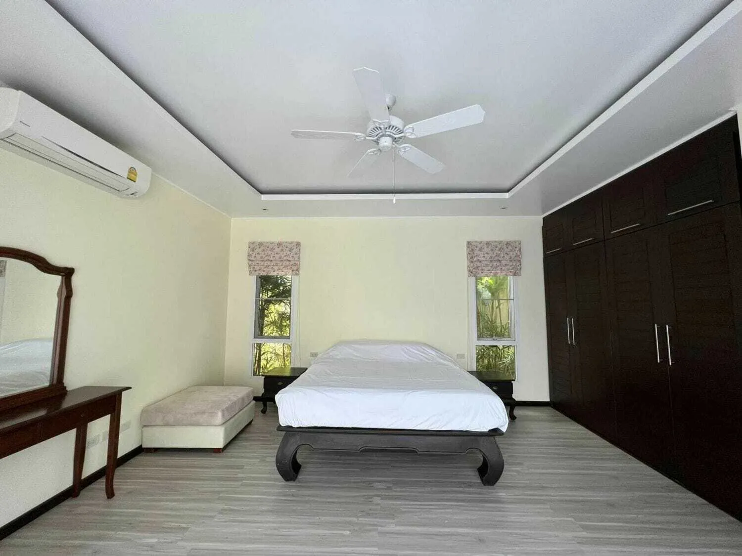 Cozy 3 bedrooms with private pool villa for rent bear BISP — Thumbnail 11