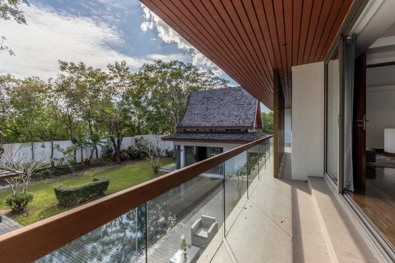 Luxury 3 bedroom with private pool villa in Layan — Thumbnail 12
