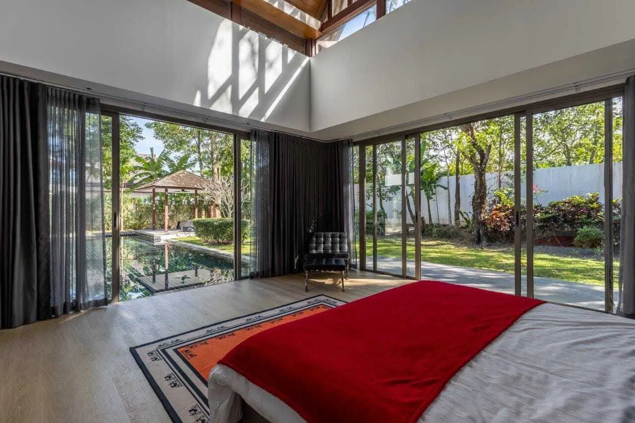 Luxury 3 bedroom for sale with private pool in Layan — Thumbnail 13