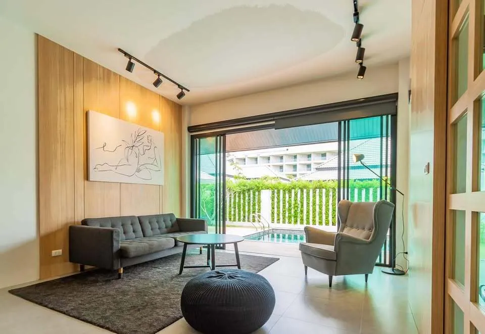 Pet-Friendly 3-Bedroom Villa with Saltwater Pool in Bangtao — Thumbnail 6