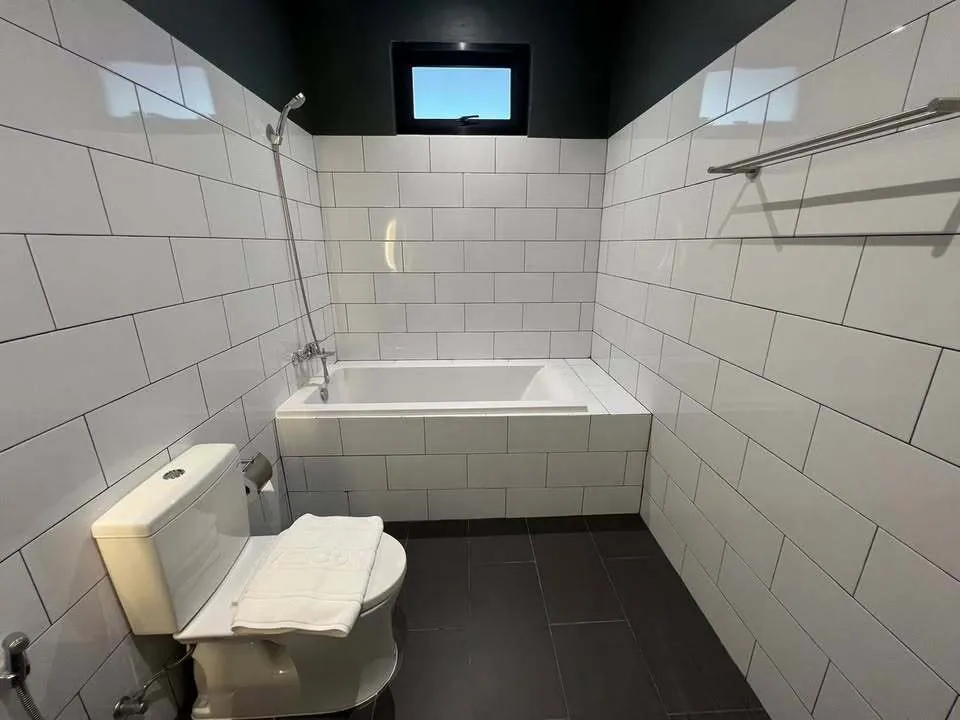 Pet-Friendly 3-Bedroom Villa with Saltwater Pool in Bangtao — Thumbnail 9