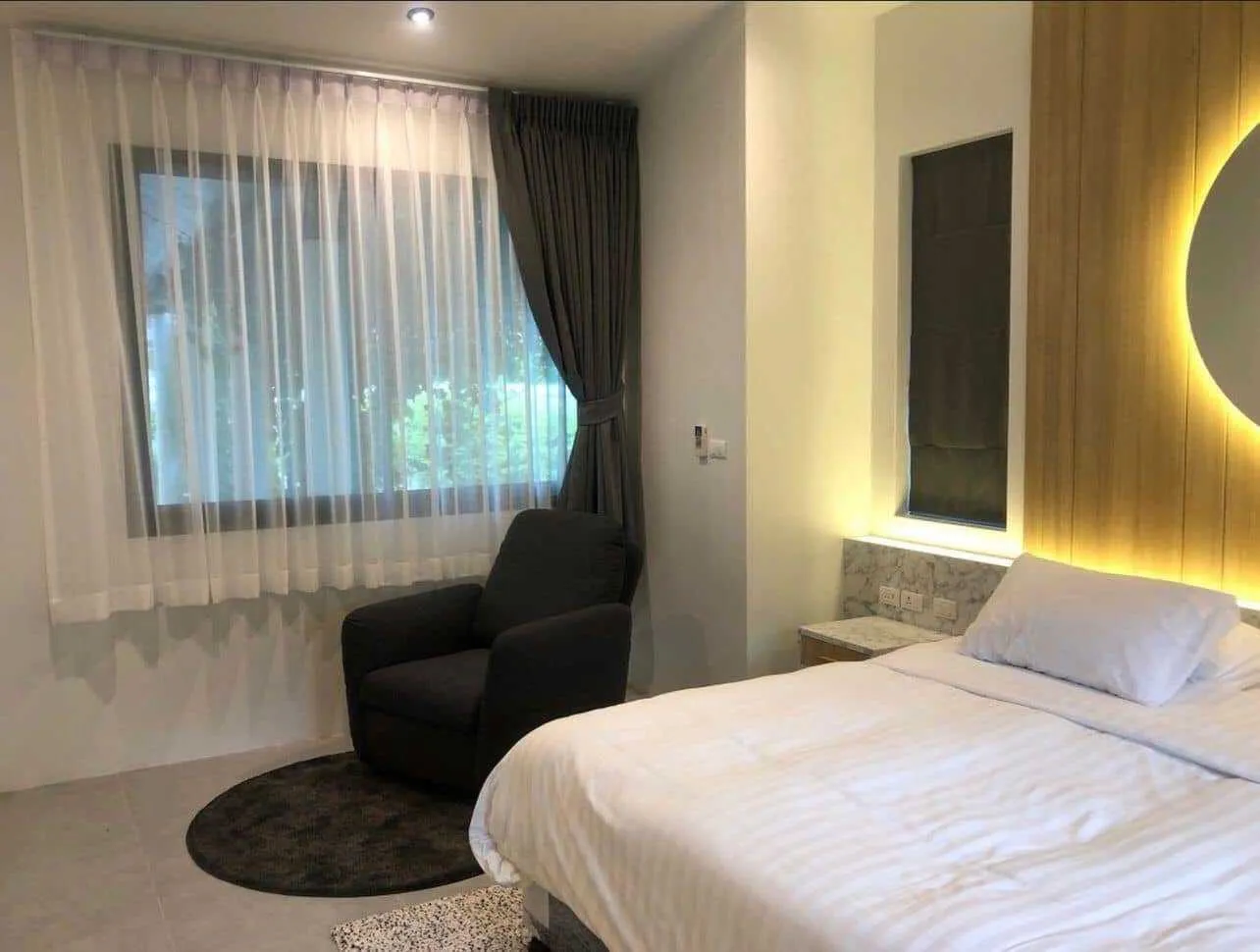Pet-Friendly 3-Bedroom Villa with Saltwater Pool in Bangtao — Thumbnail 11