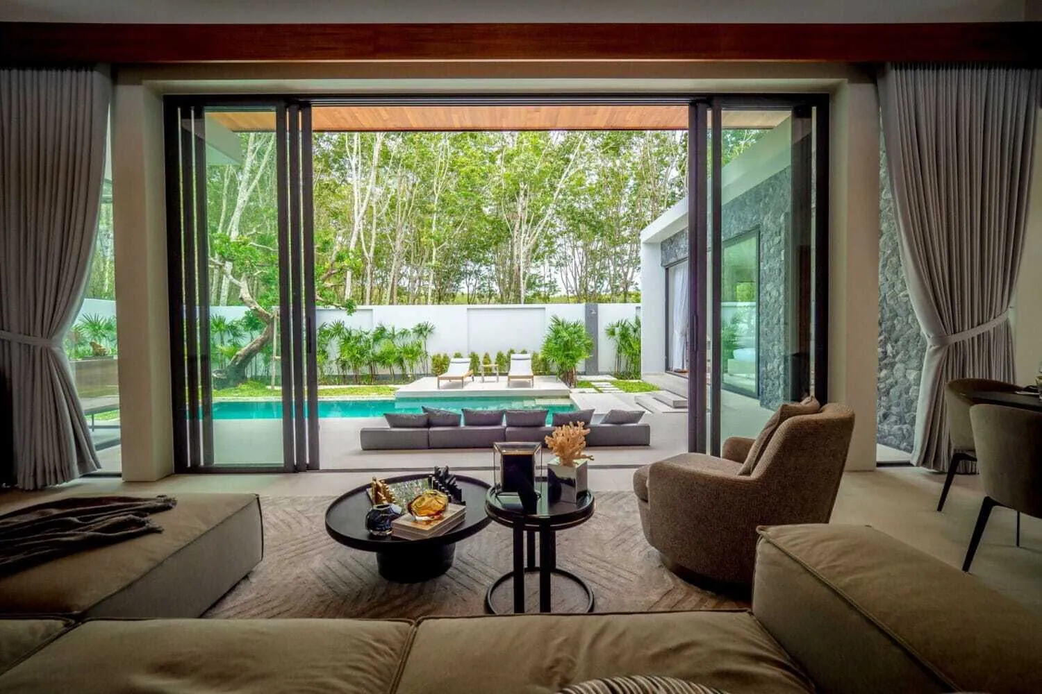 Botanica Modern Loft – 3 bedrooms with private pool for sale in Choeng Thale — Thumbnail 4