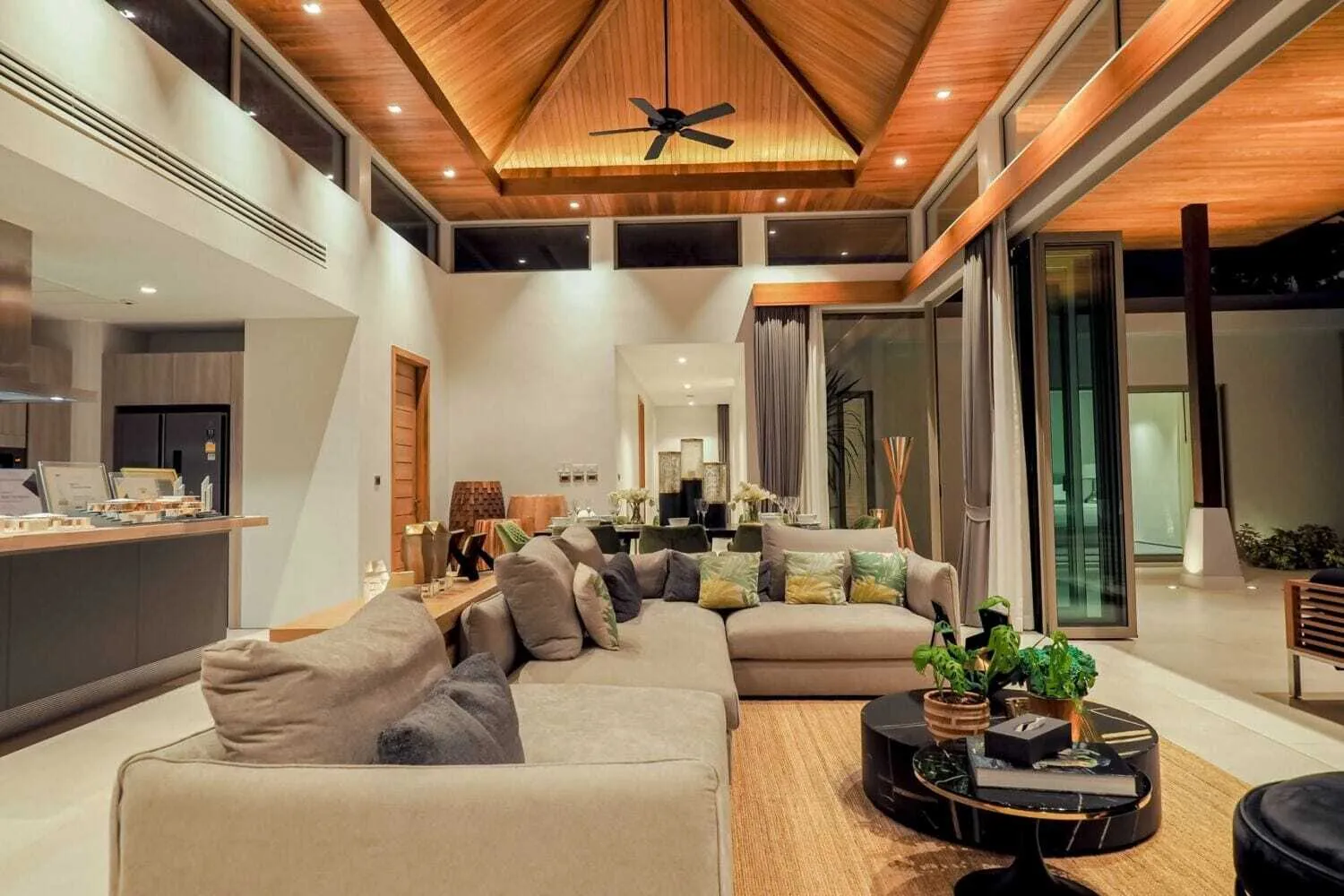 Botanica Prestige villa – Luxury 4 bedrooms pool in Layan – Choeng Thale, Phuket — Thumbnail 6