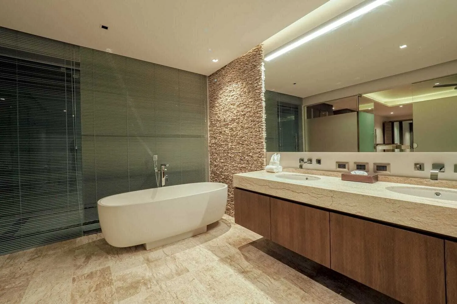 Botanica Prestige villa – Luxury 4 bedrooms pool in Layan – Choeng Thale, Phuket — Thumbnail 10