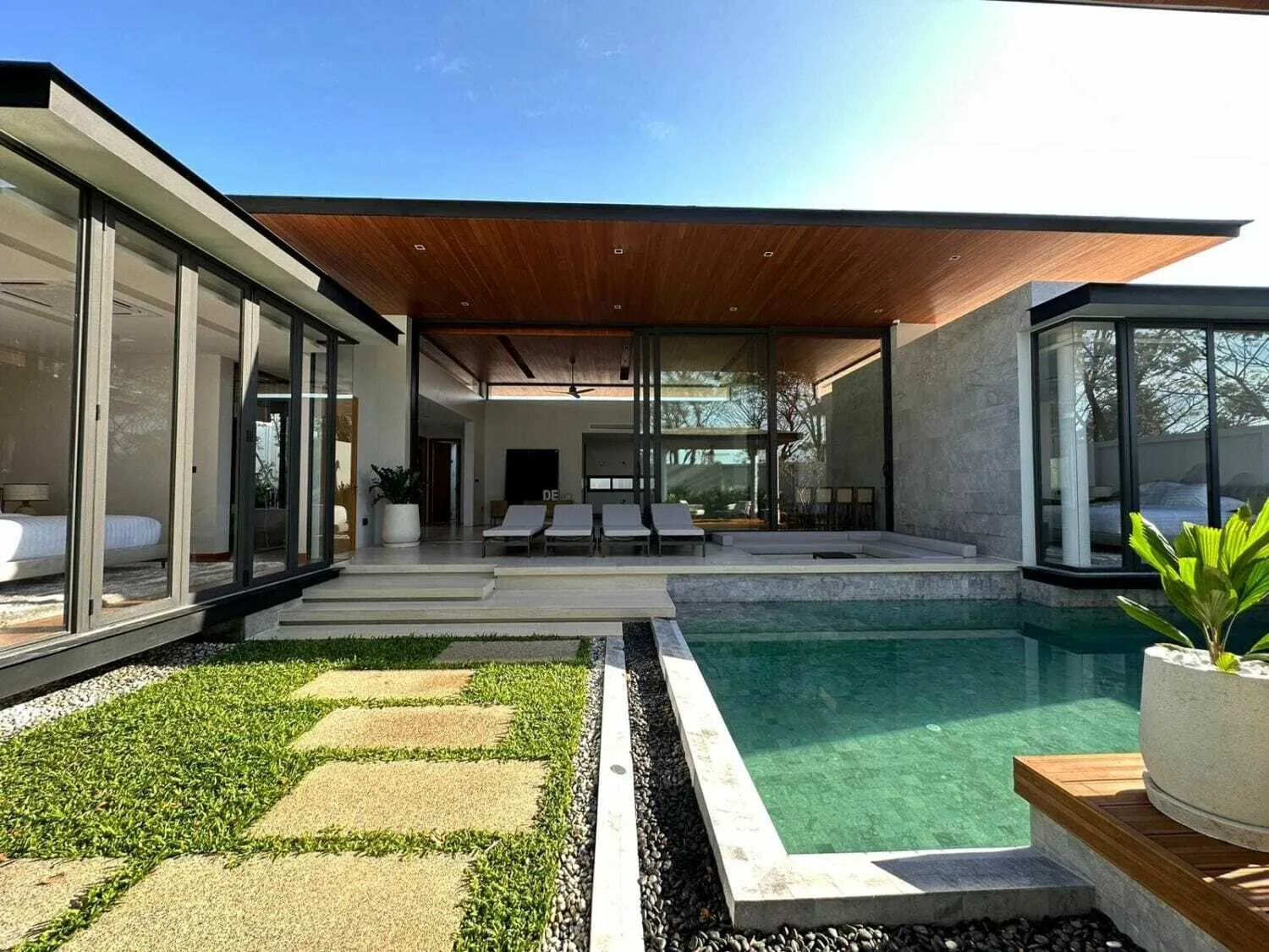 Botanica Villa – Brand new 3 bedrooms with private pool for rent in Choeng Thale — Thumbnail 10