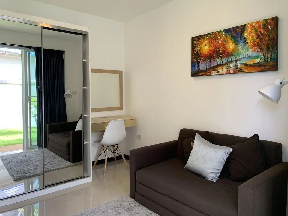 Gorgeous 5 bedroom with large gardens in Rawai — Thumbnail 3