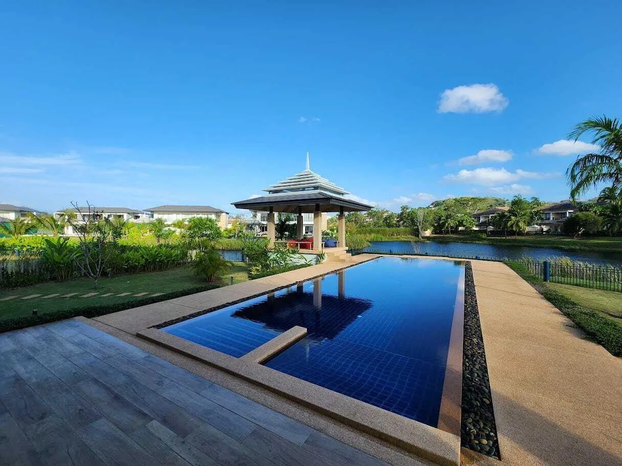 Laguna 4 bedroom with private poo for rent in Choeng Thale — Thumbnail 4