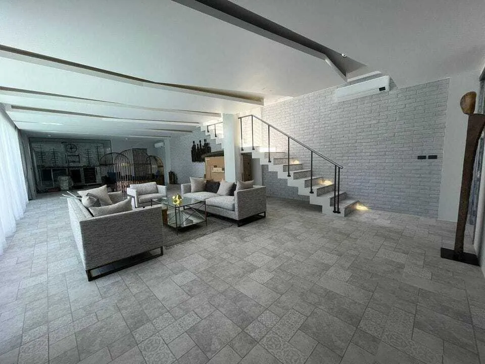 Seaview 6 bedroom villa for Rent in Kamala — Thumbnail 9