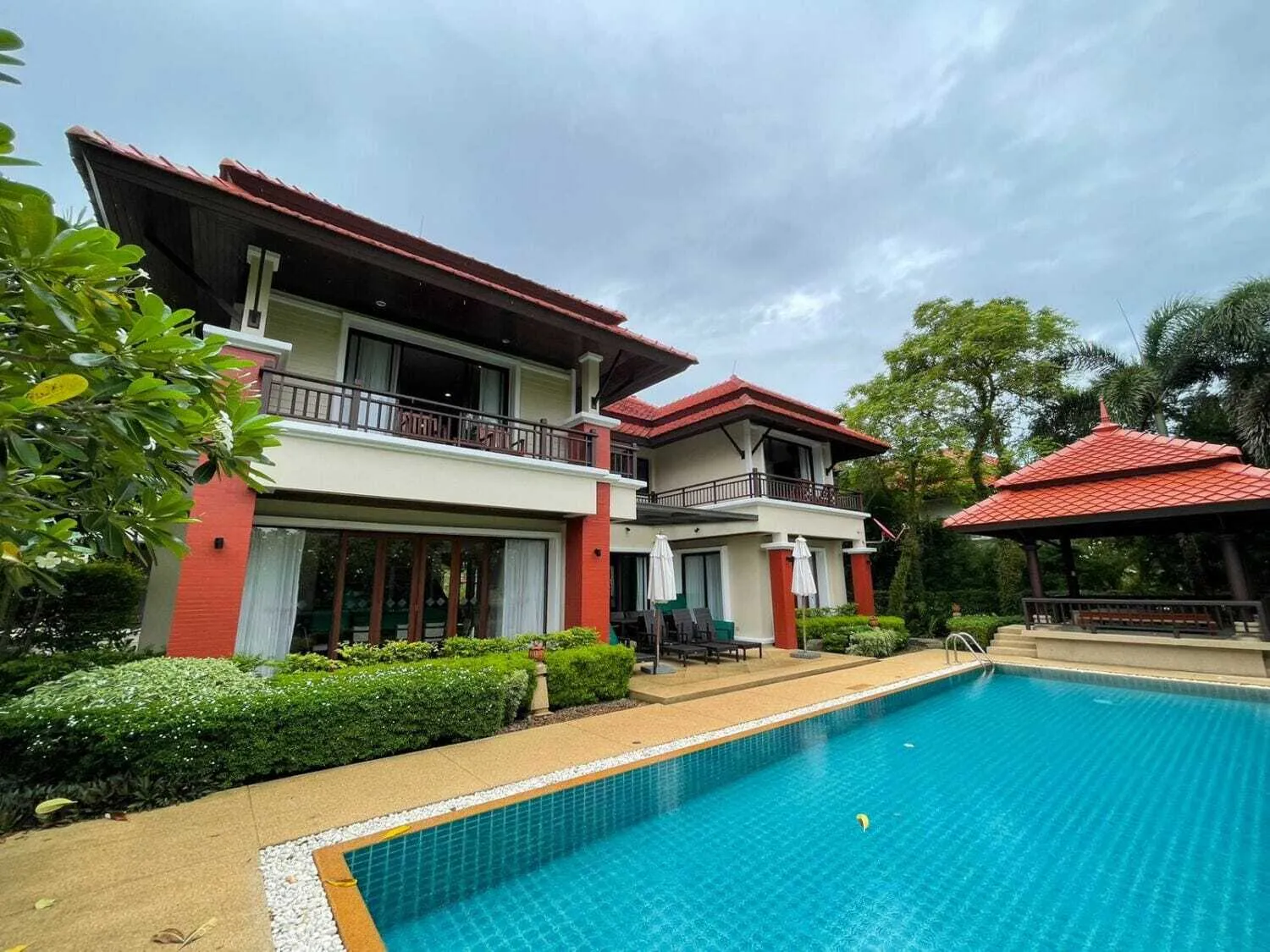 Laguna 4 bedroom view golf for rent in Choeng Thale — Thumbnail 11