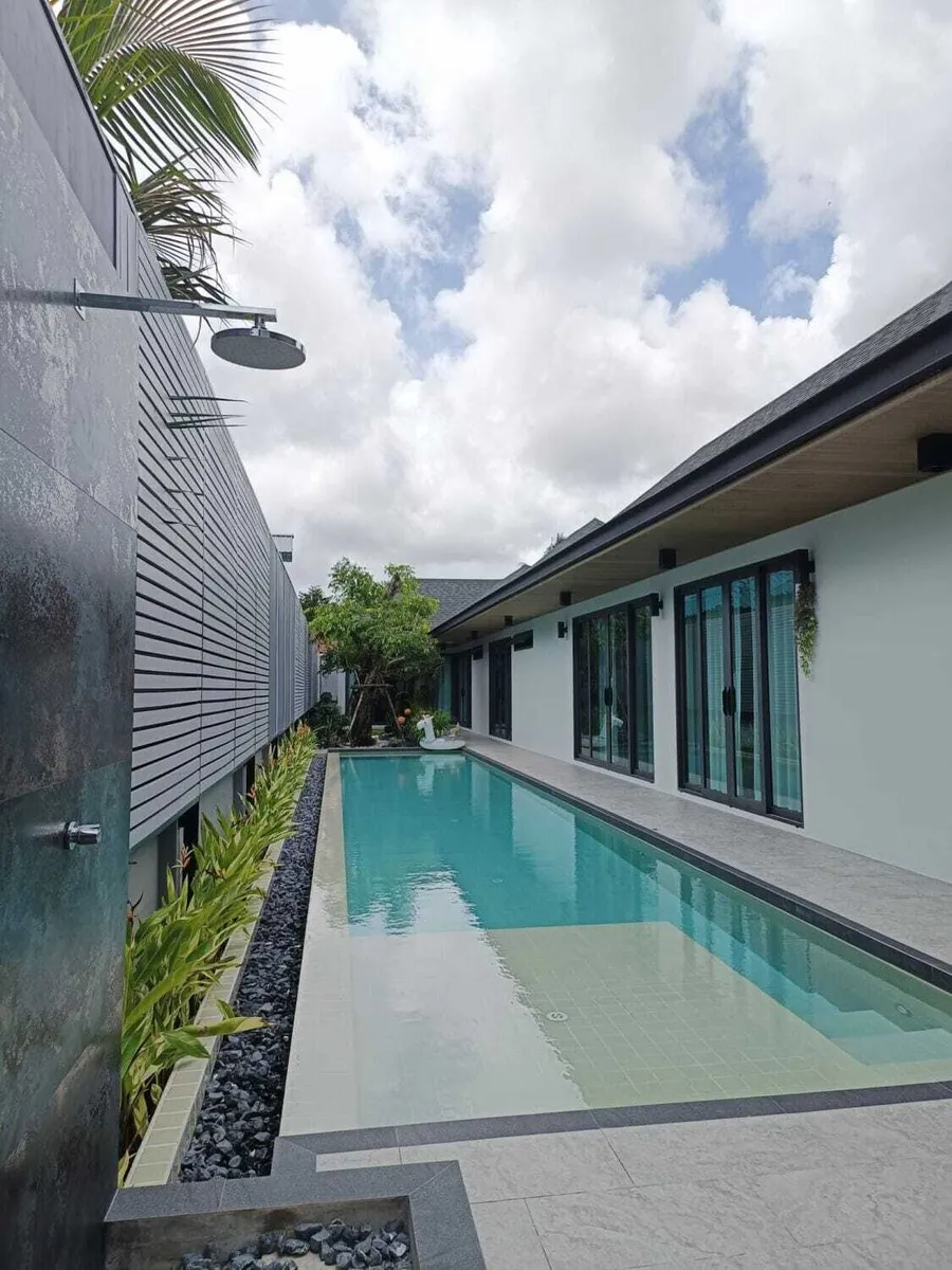 Modern 4 bedroom villa with private pool in Choeng Thale — Thumbnail 11