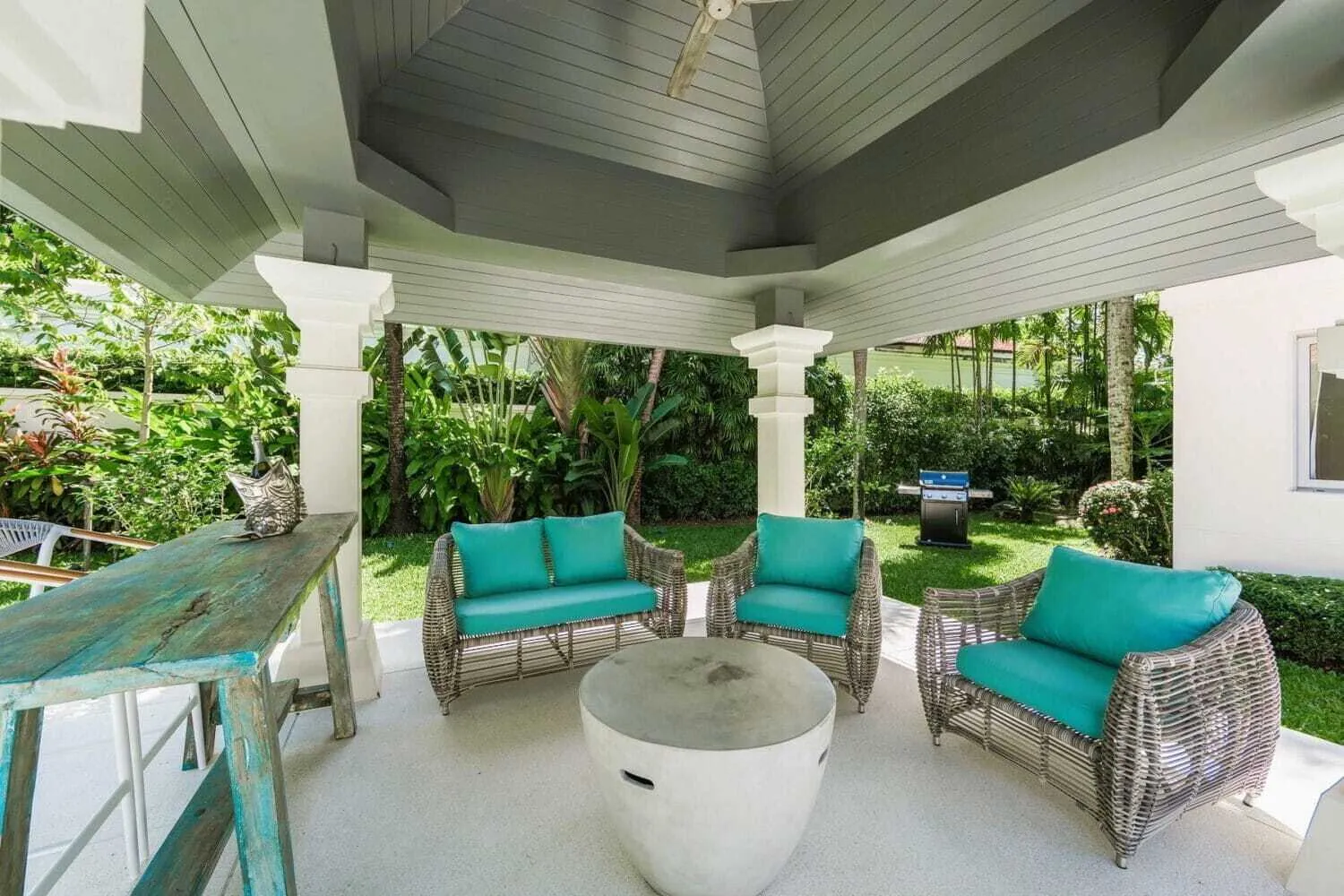 Private pool villa with 5 bedrooms for resale in Cherngtalay,Phuket — Thumbnail 5