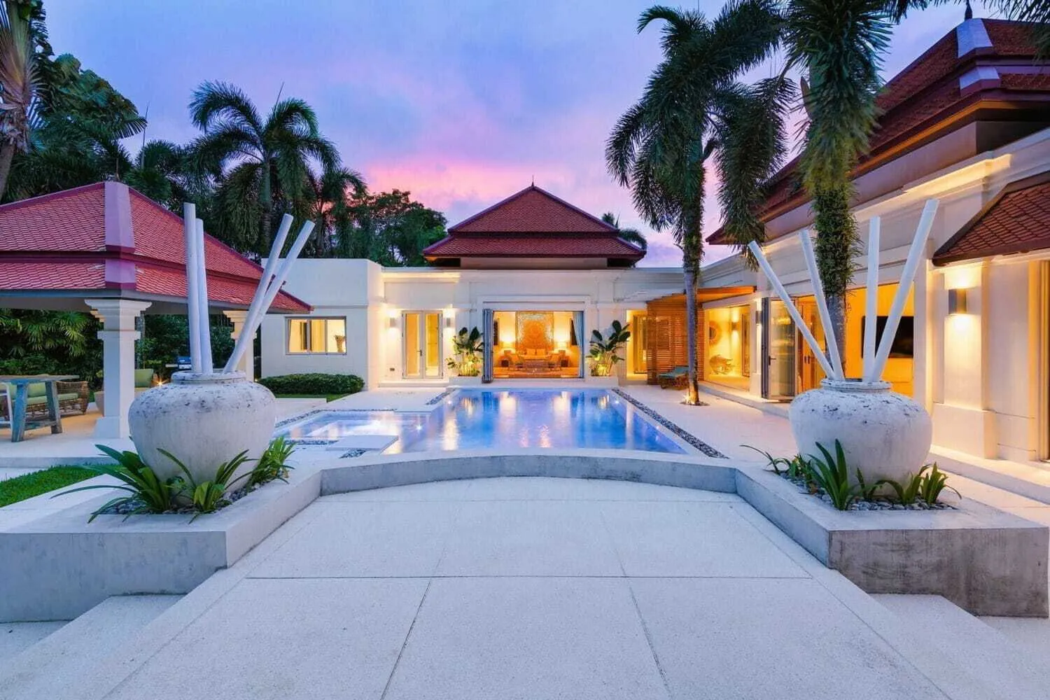 Private pool villa with 5 bedrooms for resale in Cherngtalay,Phuket — Thumbnail 13