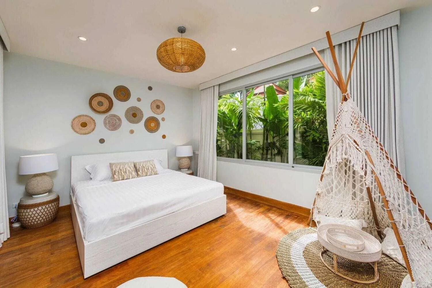 Private pool villa with 5 bedrooms for resale in Cherngtalay,Phuket — Thumbnail 18