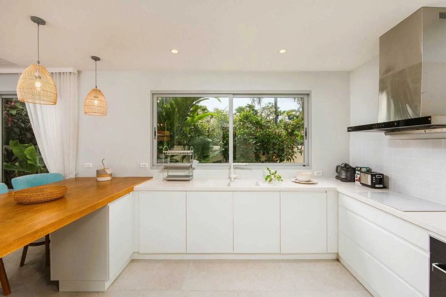Private pool villa with 5 bedrooms for resale in Cherngtalay,Phuket — Thumbnail 21