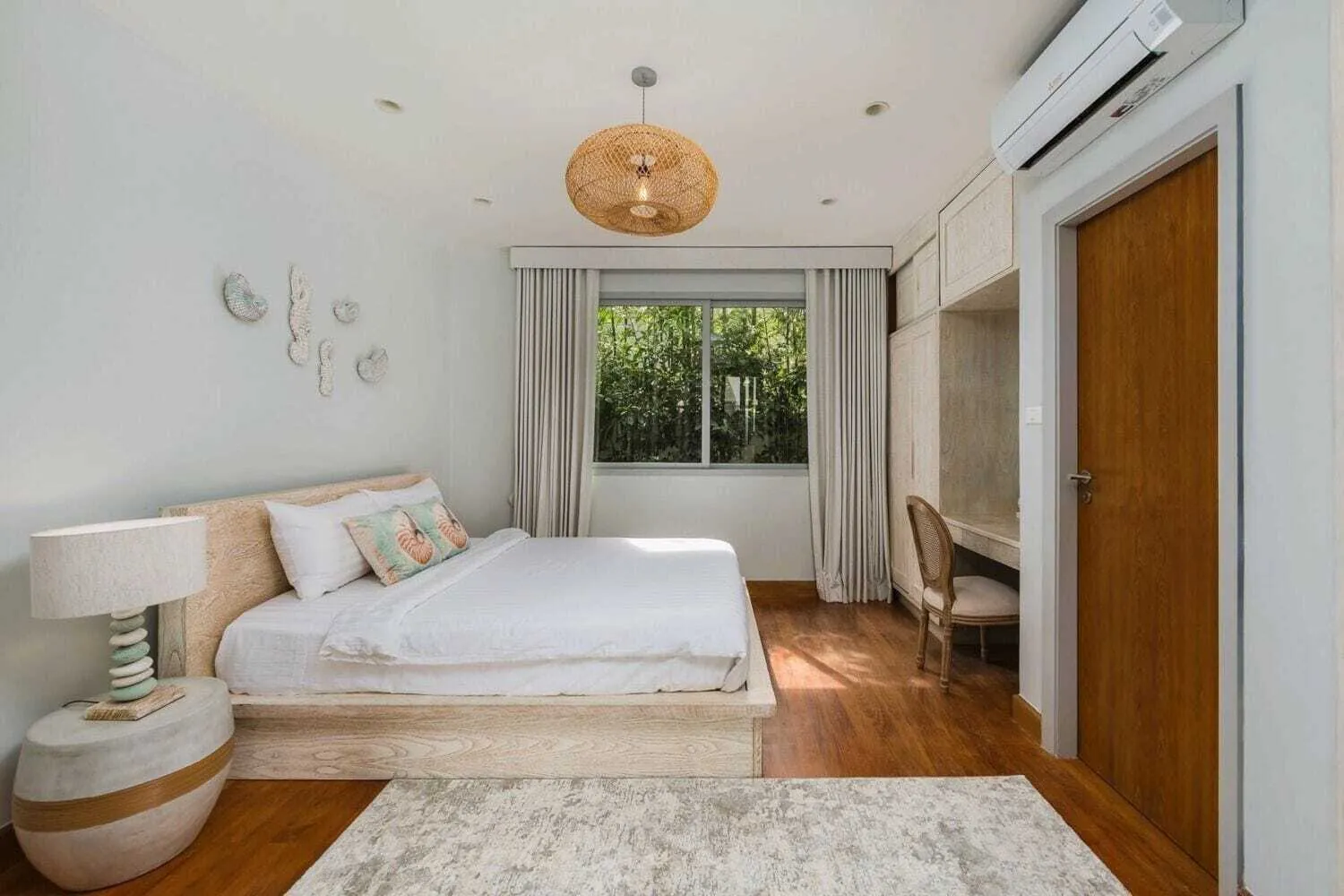Private pool villa with 5 bedrooms for resale in Cherngtalay,Phuket — Thumbnail 22