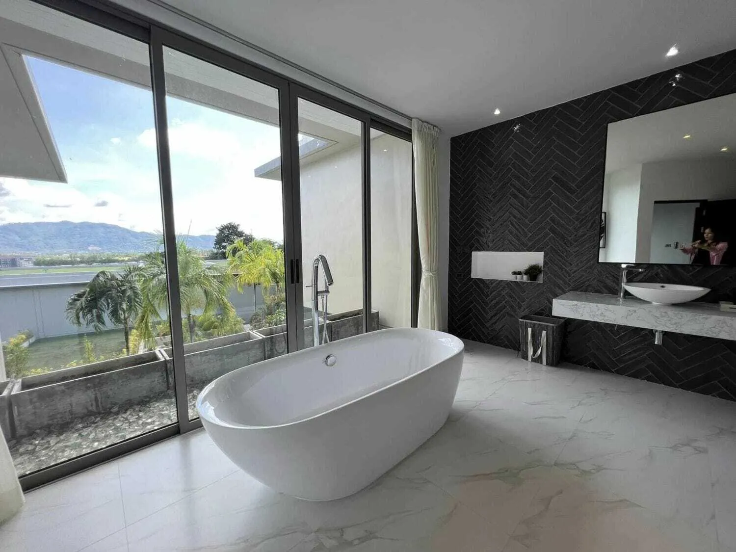 Mountain view 3 bedroom villa for rent Layan — Thumbnail 22