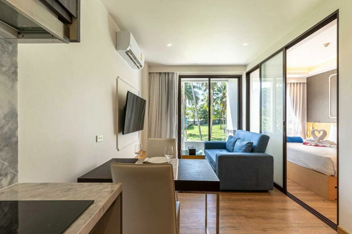 Condominium one bedrooms for resale in Surin beach Phuket — Thumbnail 16