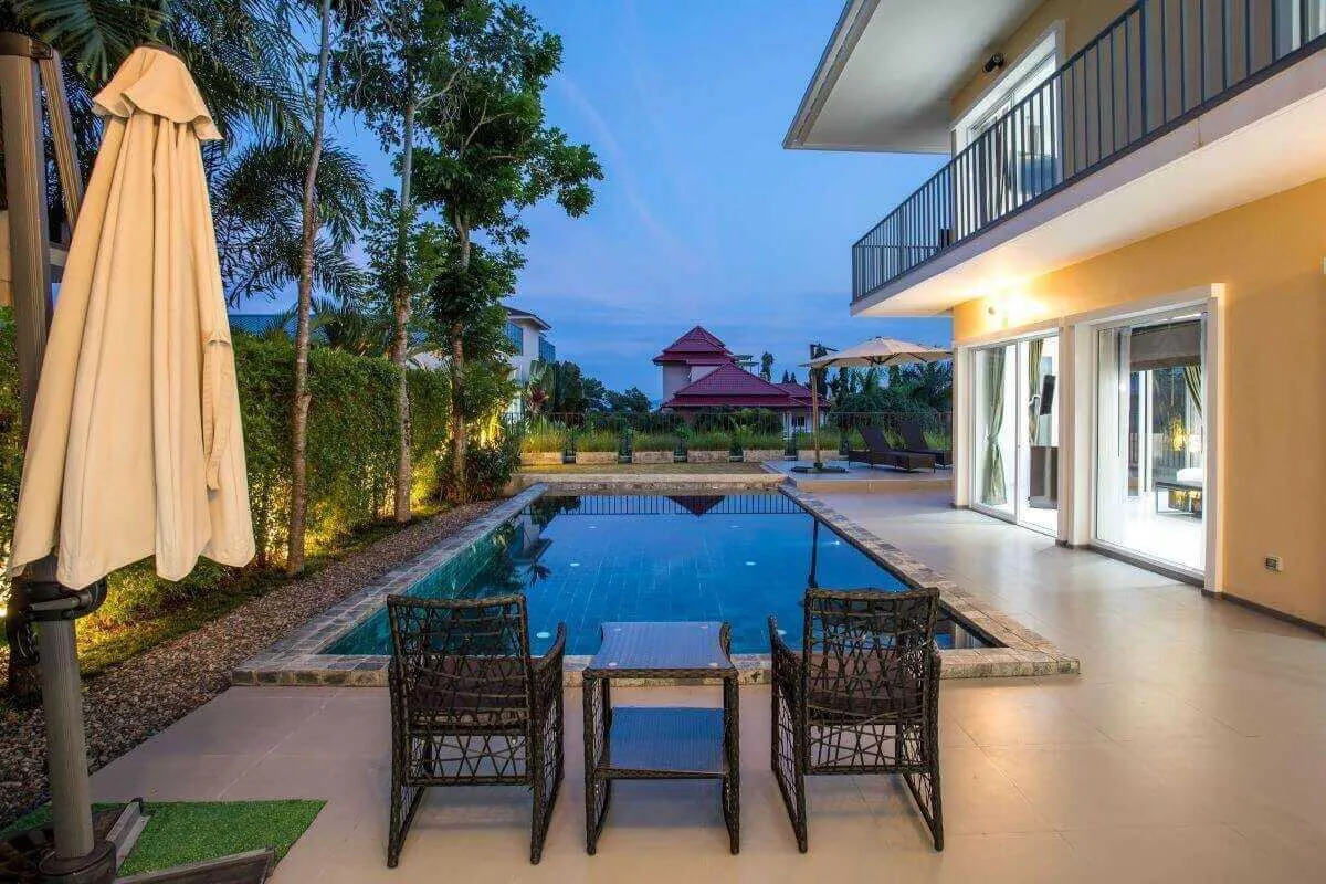 Sea View Villa with 4 bedrooms for rent in Chalong, Phuket — Thumbnail 2