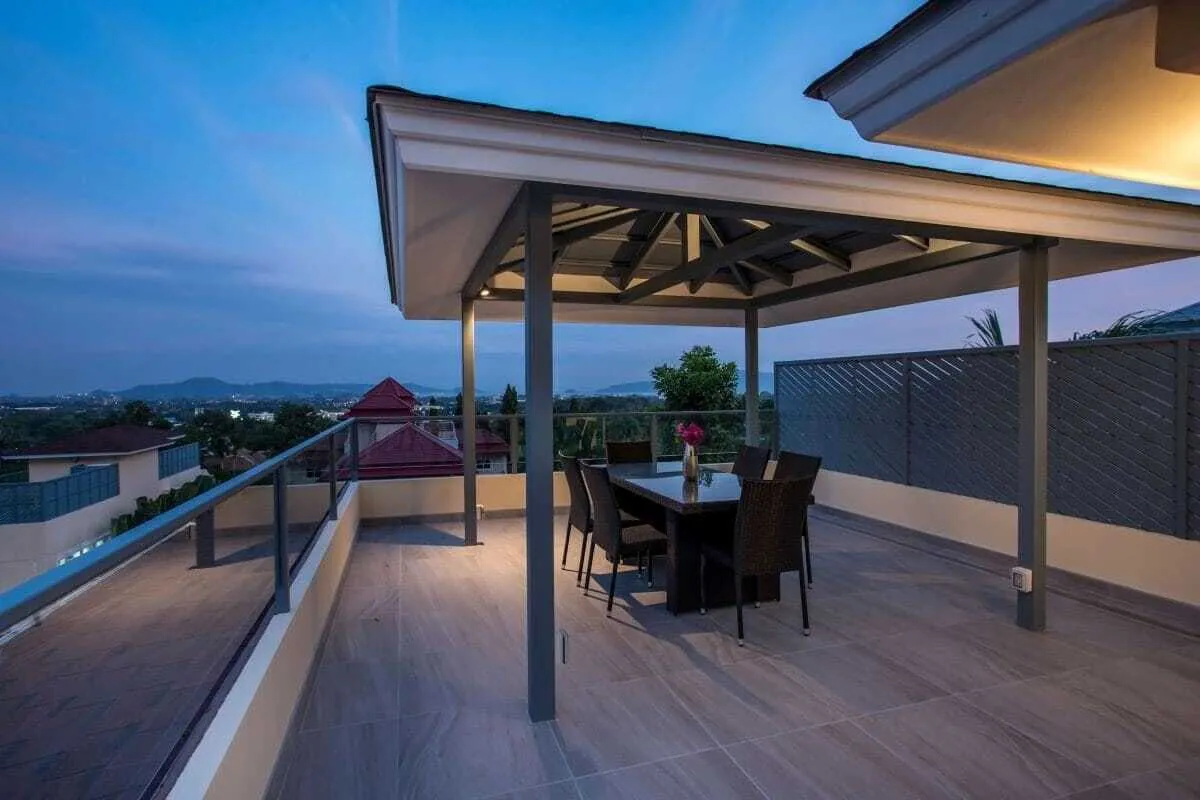 Sea View Villa with 4 bedrooms for rent in Chalong, Phuket — Thumbnail 4