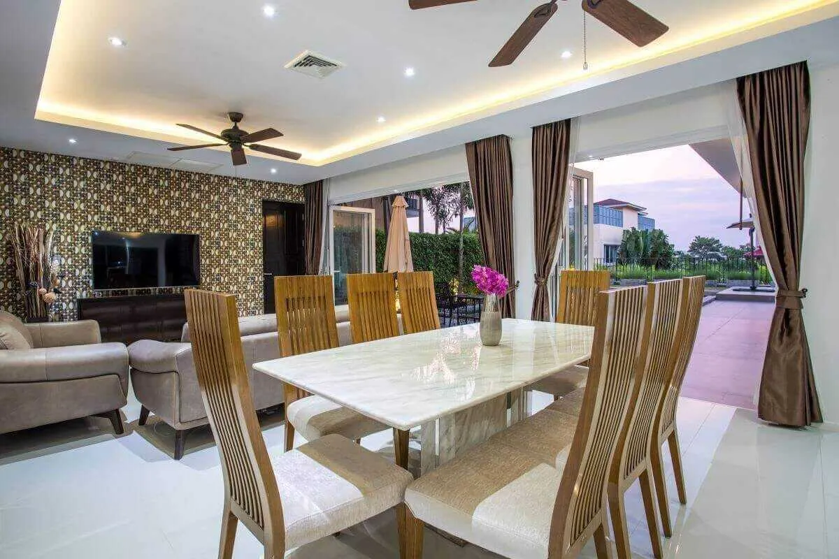 Sea View Villa with 4 bedrooms for rent in Chalong, Phuket — Thumbnail 12