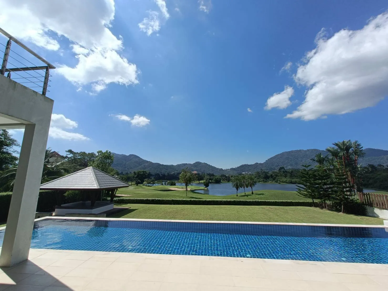 Large garden with mountain view – 4 bedroom for rent in Kathu — Thumbnail 13