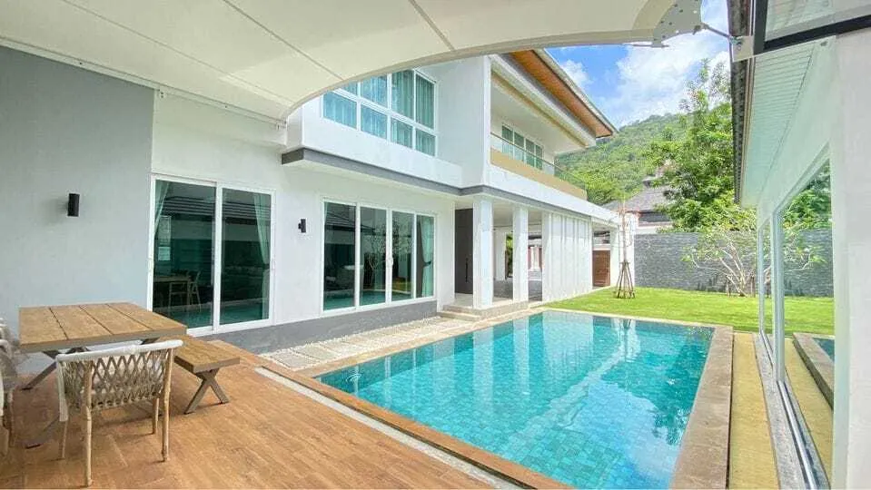 Beautiful 4 berooms with private pool for rent — Thumbnail 4